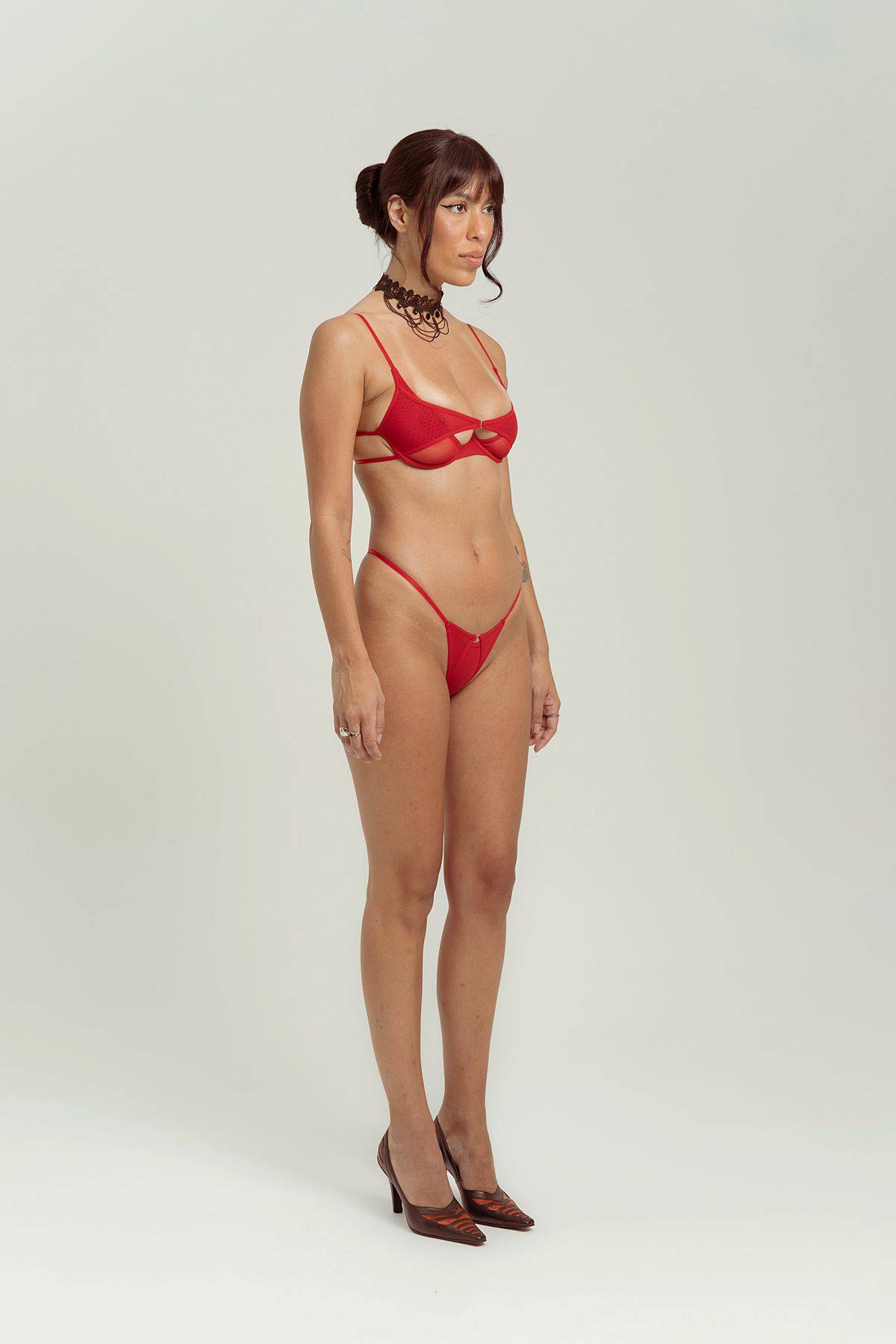 sutiã tule vermelho 𝒑𝒓𝒆́-𝒗𝒆𝒏𝒅𝒂